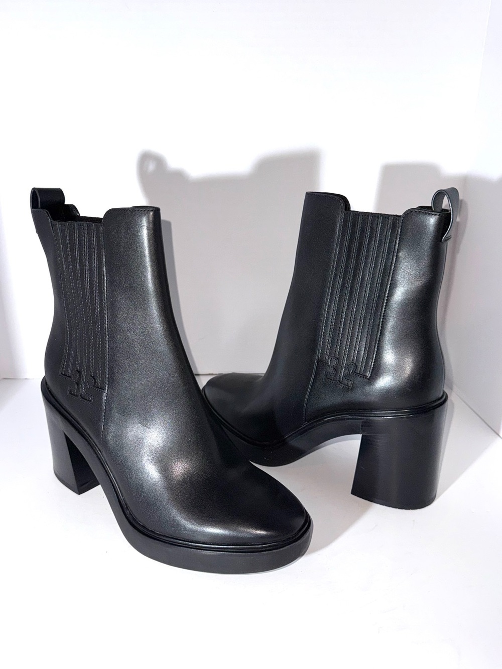 Tory Burch T-Gore Chelsea Boots